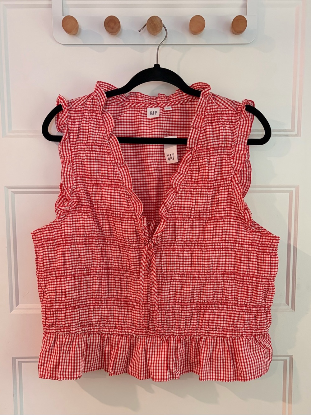 GAP Women’s Red Gingham Ruffle Sleeveless Blouse NWT | XL